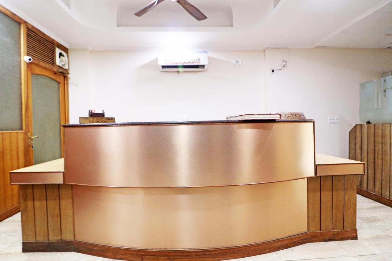 Hotel Westend Holiday Home 5 Mint From Nizamuddin Railway Station Nueva Delhi Exterior foto